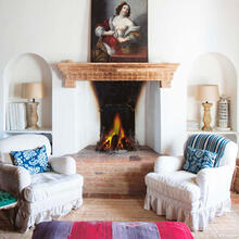 Västerländsk estetik med österländska designprinciper hemma hos Alice Crawley i London