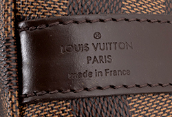 Accessories by Louis Vuitton E878